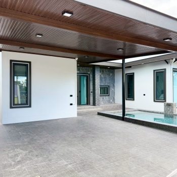 LINE_ALBUM_บ้านหลังตลาดโป่งครับ_250828_60